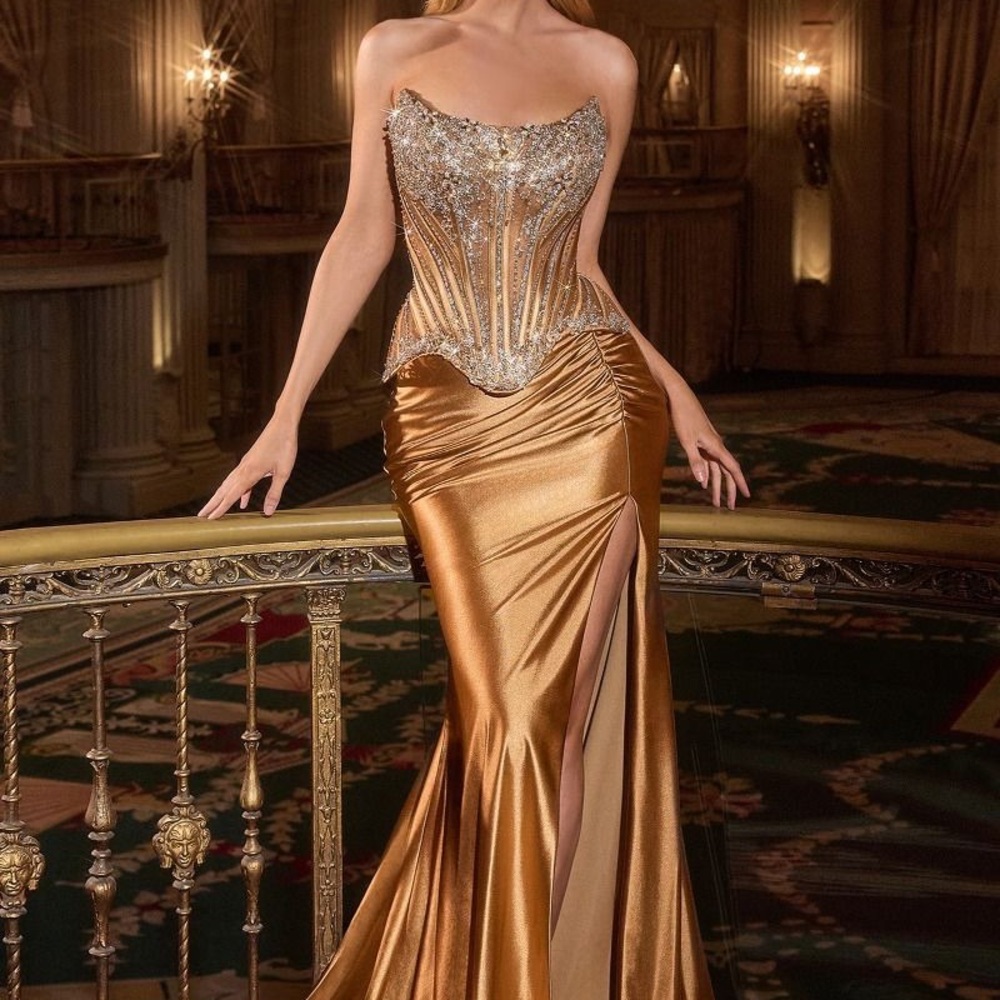 Glamorous Strapless Gold Evening Dress